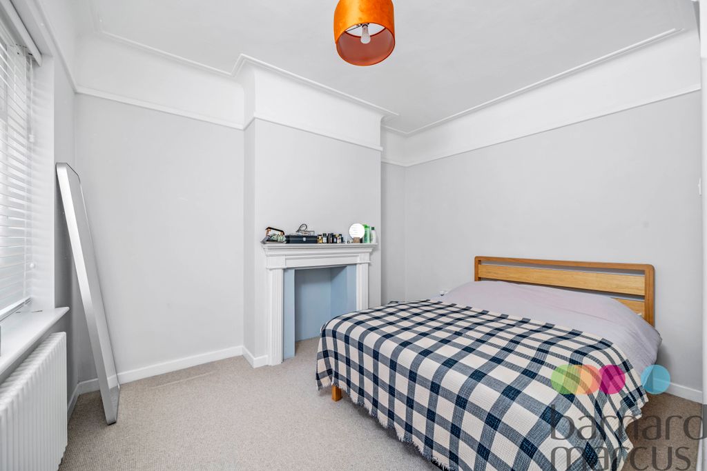 Property photo 3 of 14 Bedroom 2