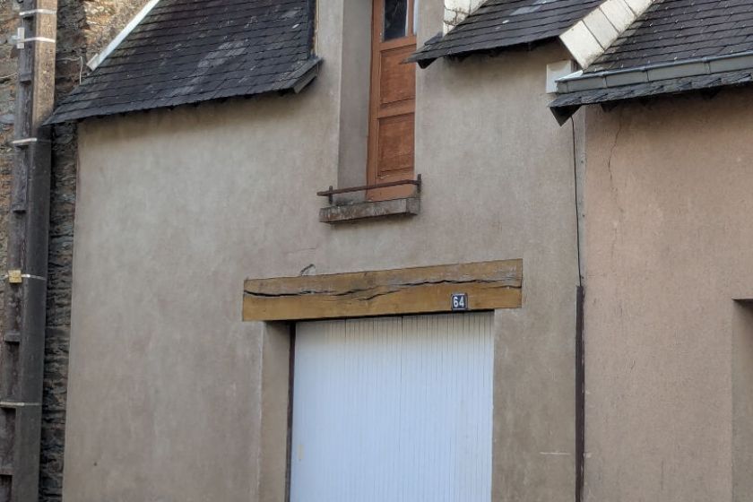 Property photo 1 of 4