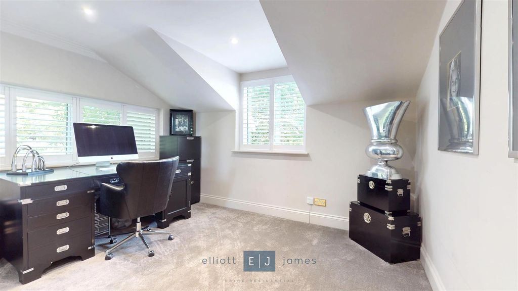 Additional image 28 of 4 bed detached house for saleWoodbury Hill, Loughton IG10
