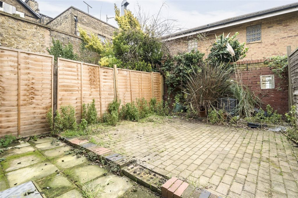 Property photo 3 of 8 Picture No. 07