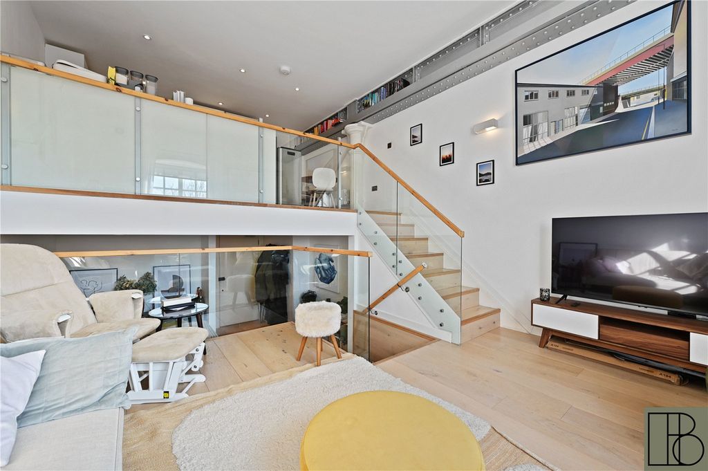 Property photo 1 of 14 Picture No. 02
