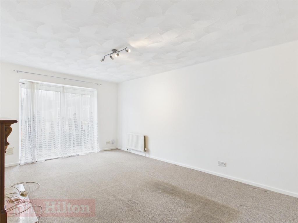 Property photo 2 of 10 Cam03907G0-Pr0291-Still003.Jpg