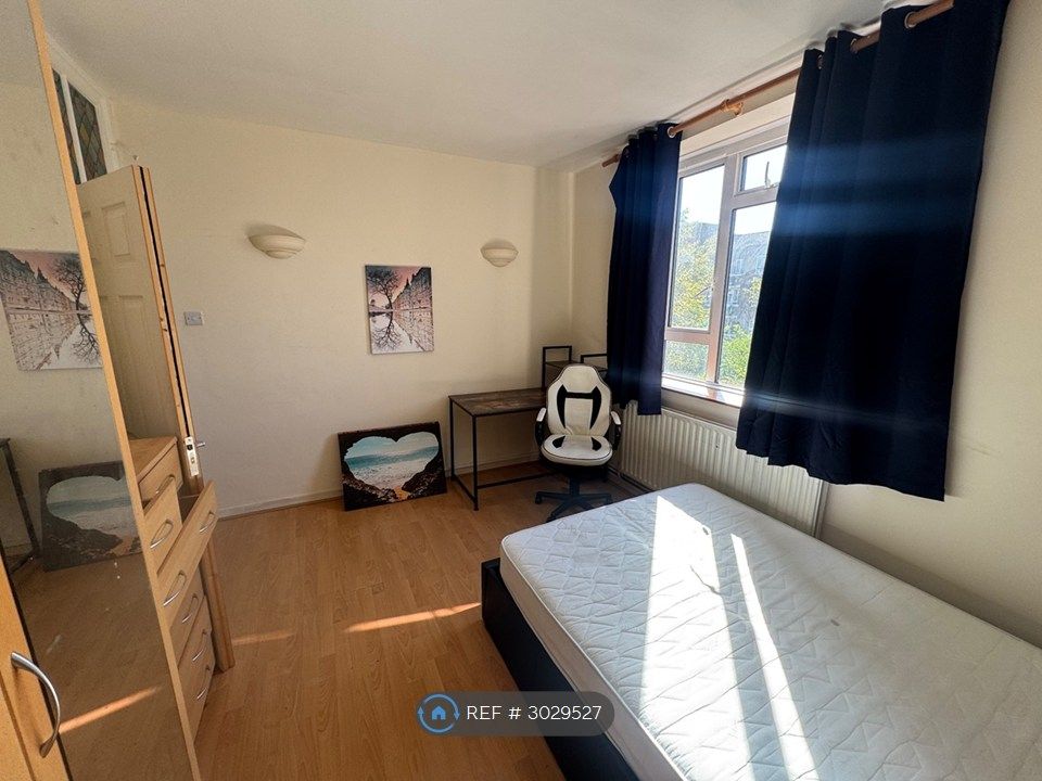 Property photo 3 of 3