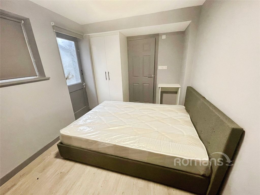 Property photo 2 of 5 Picture No. 04