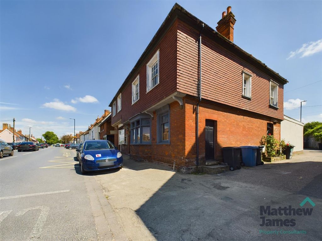 Property photo 1 of 17 Cam03063G0-Pr0061-Still023.Jpg