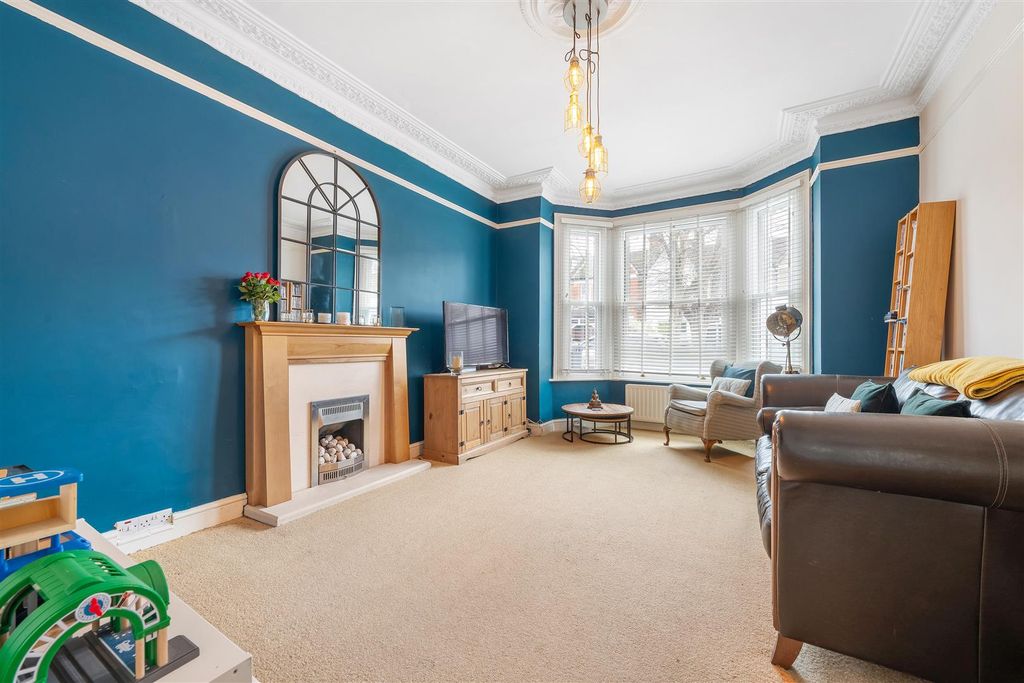 Property photo 2 of 17 Samos Road-2.Jpg