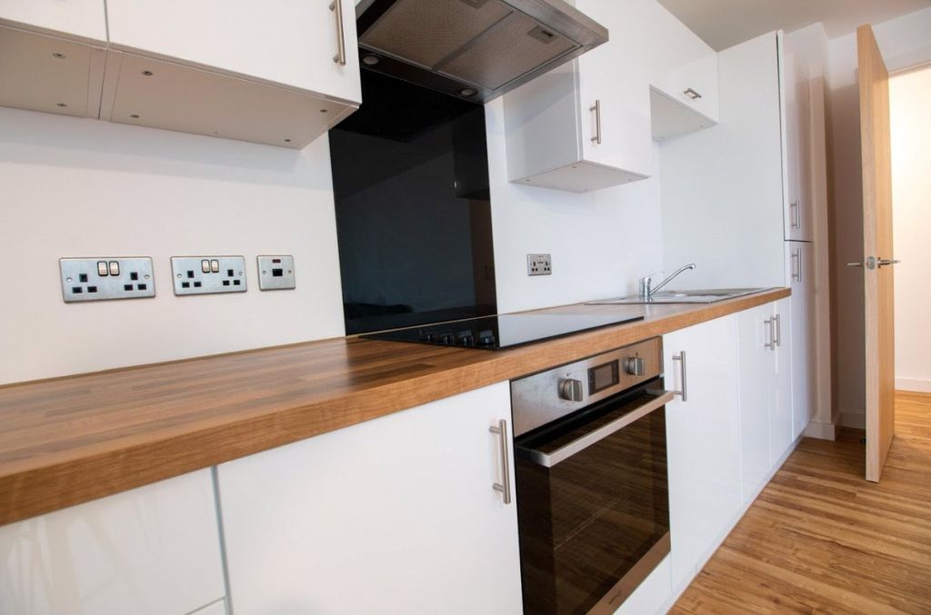 Property photo 2 of 10 Picture No. 19