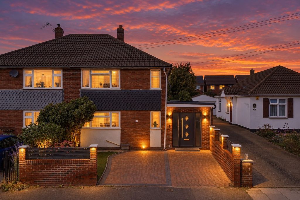Property photo 2 of 27 5277602