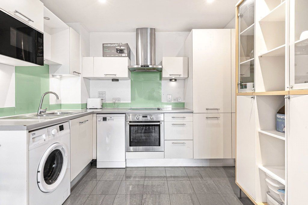 Property photo 3 of 13 Kitchen