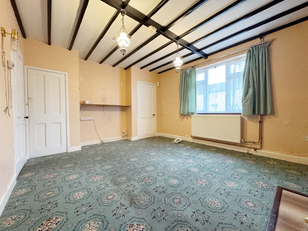 Property photo 3 of 14