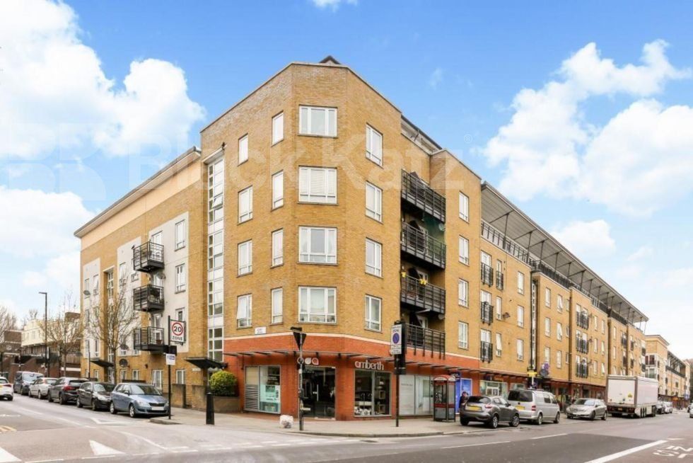 Property photo 1 of 8