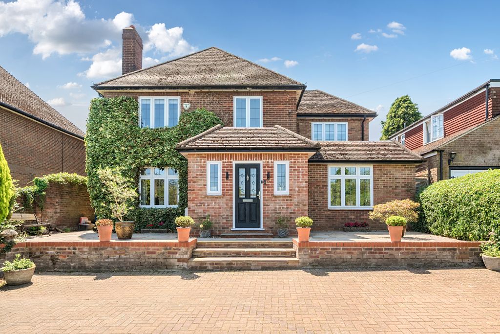 Property photo 1 of 12