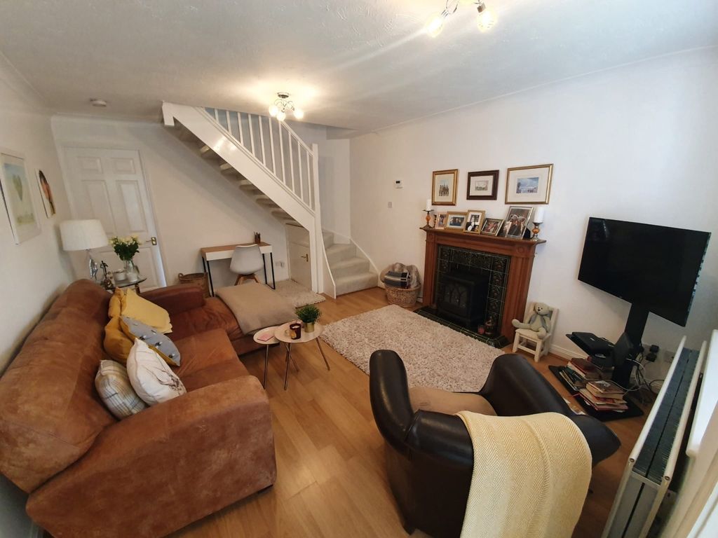 Property photo 2 of 9 1506533