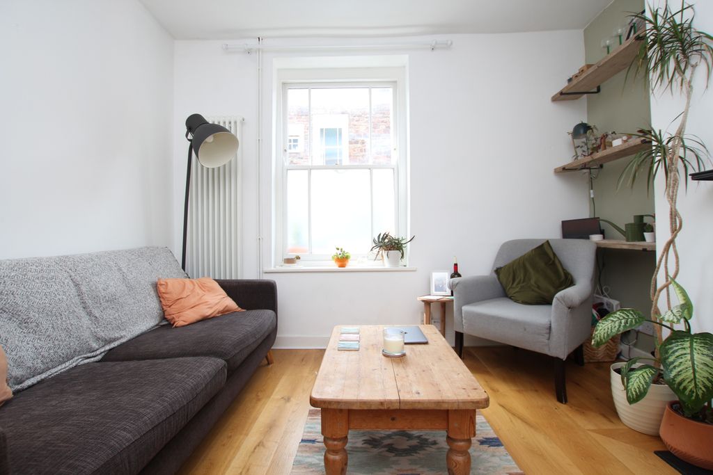 Property photo 2 of 15 2