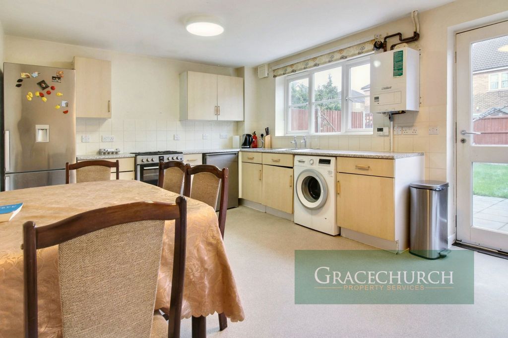 Property photo 2 of 6 Gallery