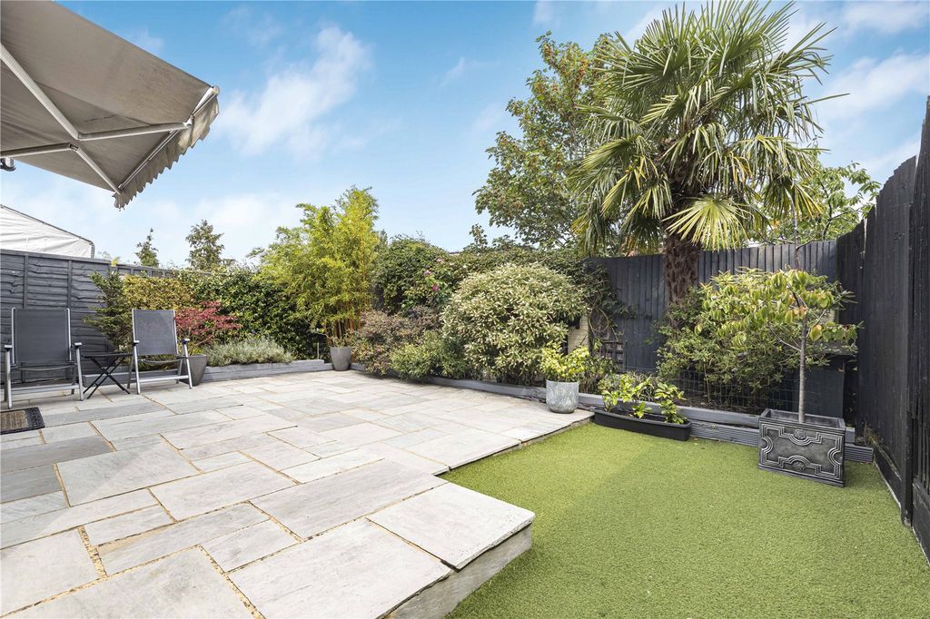 Property photo 1 of 15 Picture No. 18