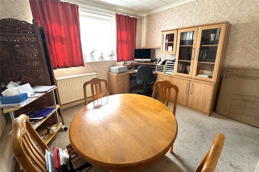 Property photo 3 of 10 Picture No. 04