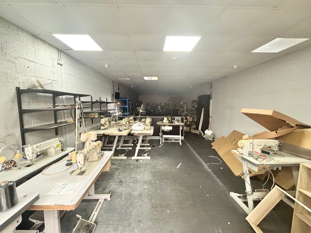 Property photo 2 of 3