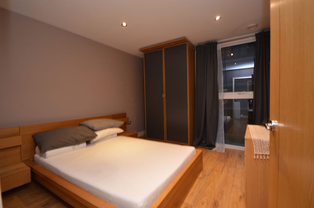 Property photo 2 of 6 Gallery