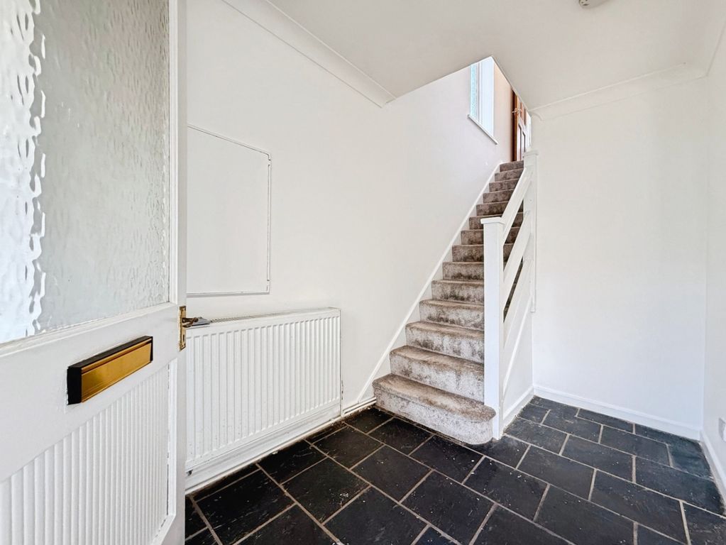 Property photo 3 of 19 4885426