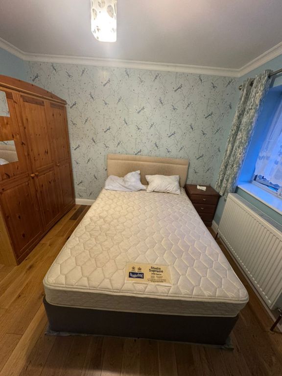 Property photo 2 of 3