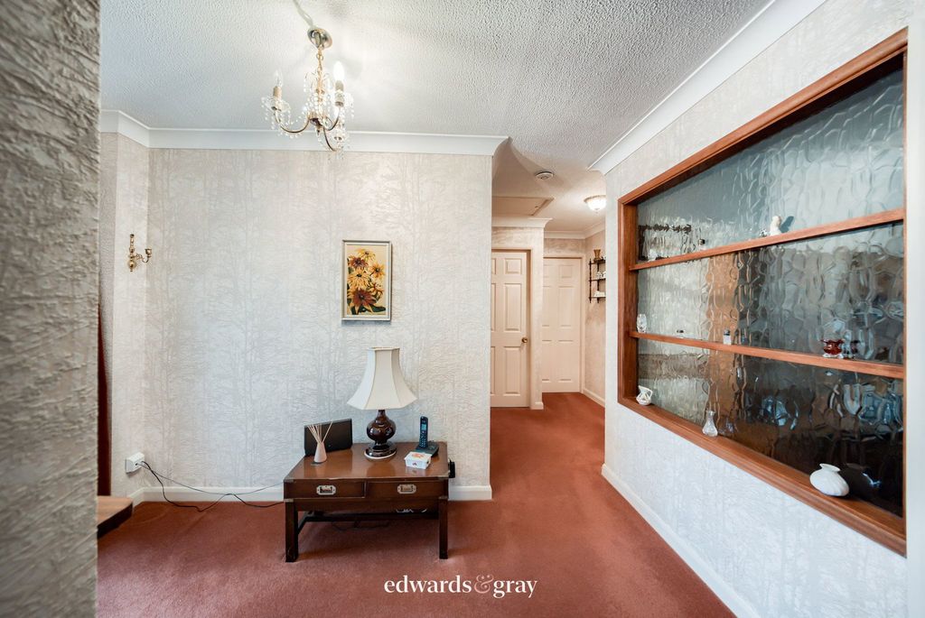 Property photo 3 of 21