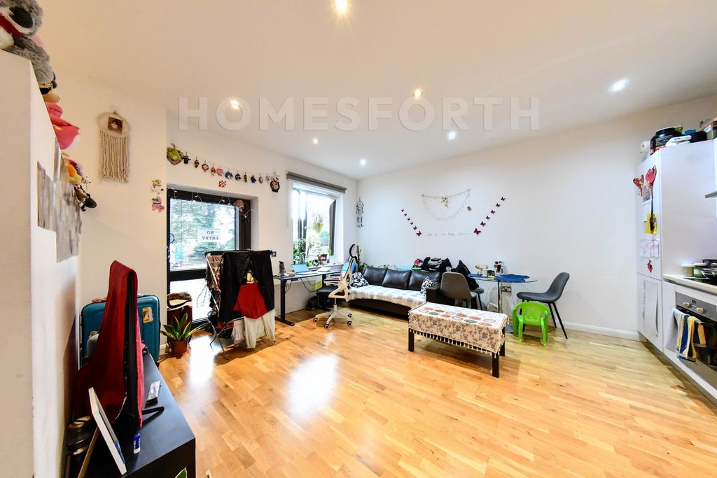 Property photo 1 of 10 Photo 1