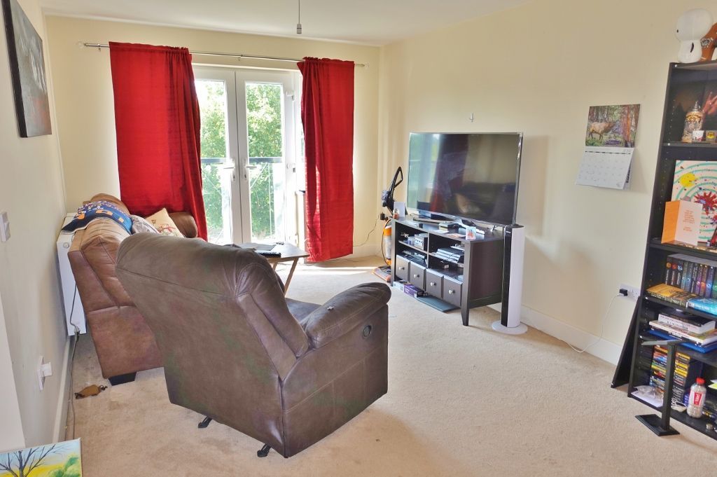 Property photo 3 of 9