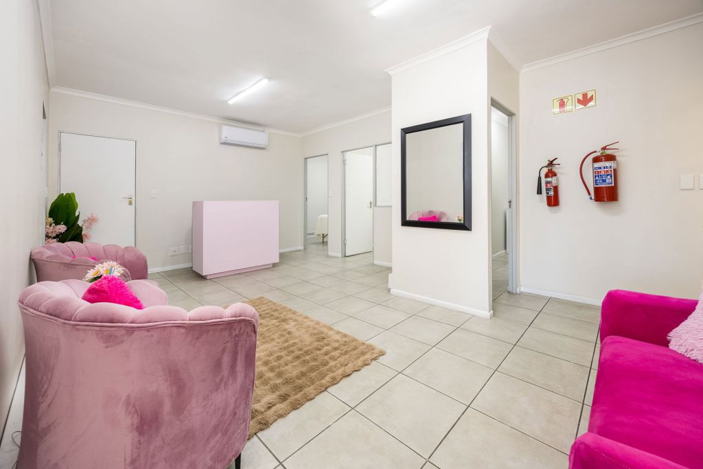 Property photo 2 of 15 Dbv1720212