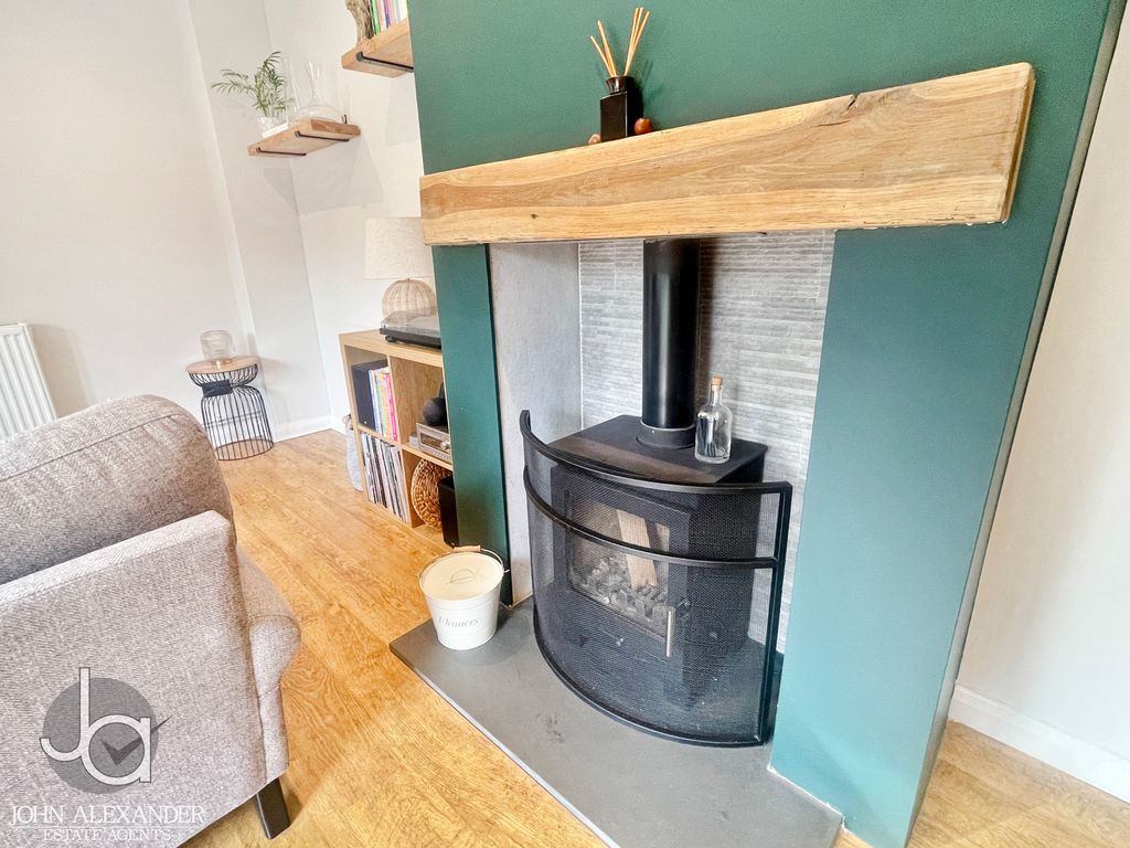 Property photo 3 of 19 20251031_111209190_0.5