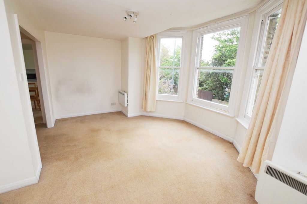 Property photo 3 of 6
