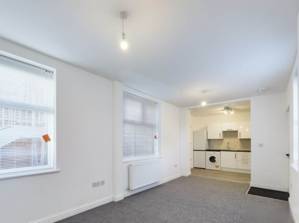 Property photo 1 of 4