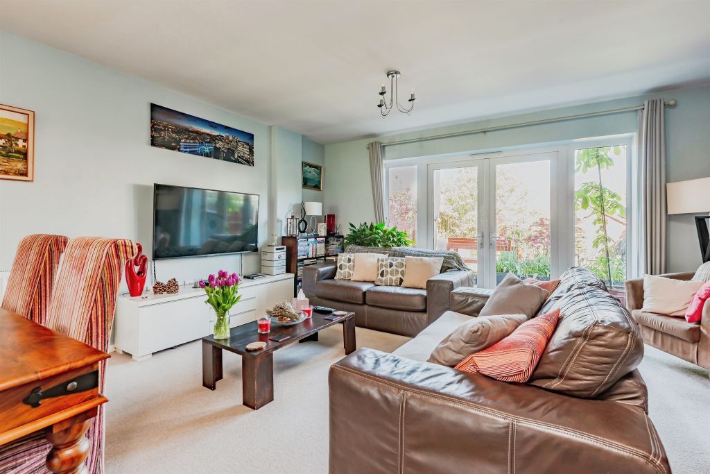 Property photo 3 of 16