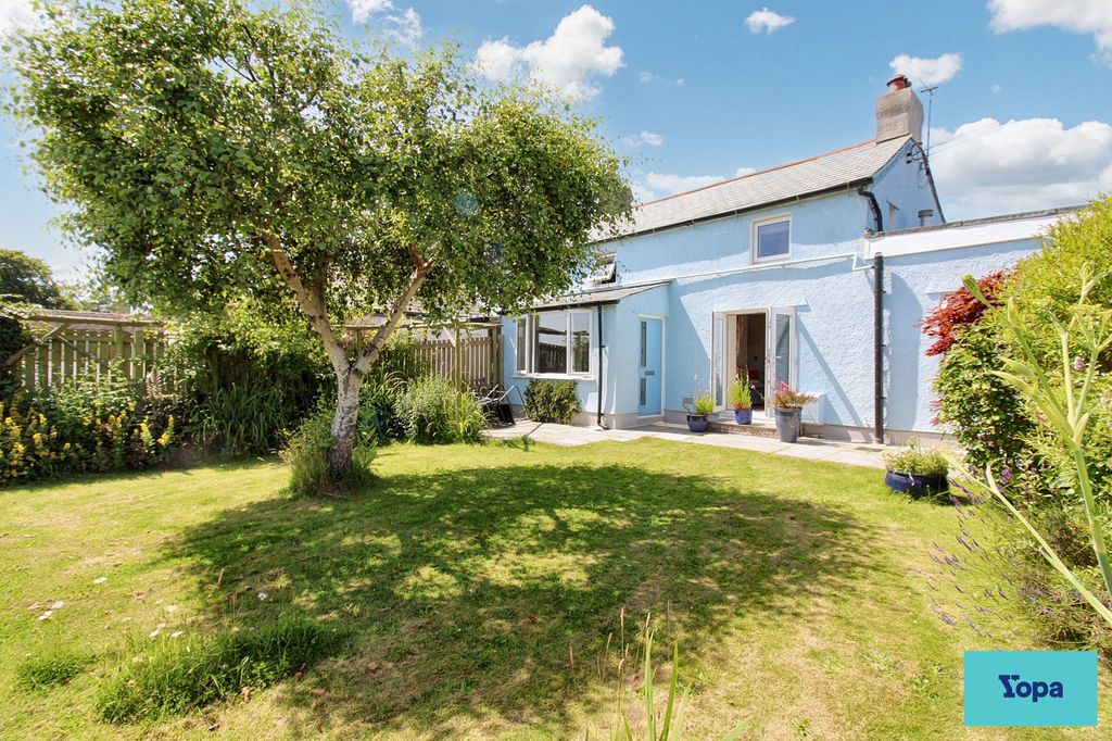 Property photo 2 of 35 Grune Cottage