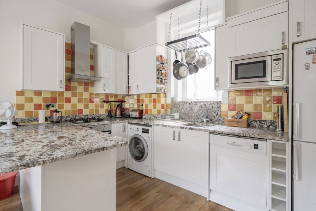 Property photo 2 of 9 1515904 (13)