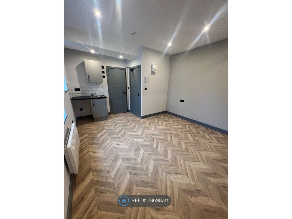 Property photo 2 of 3