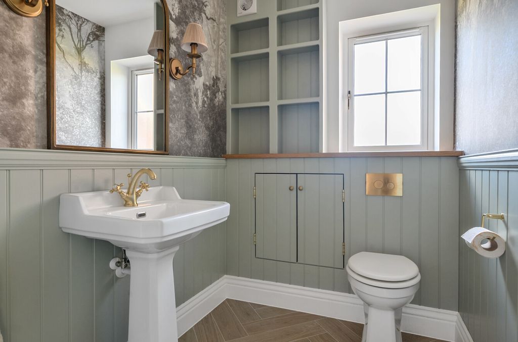 Property photo 3 of 25 1334177-17-6891F0...