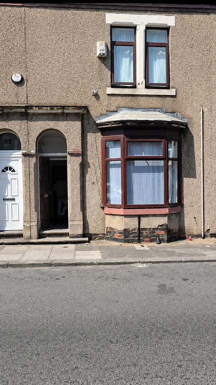 Property photo 1 of 8