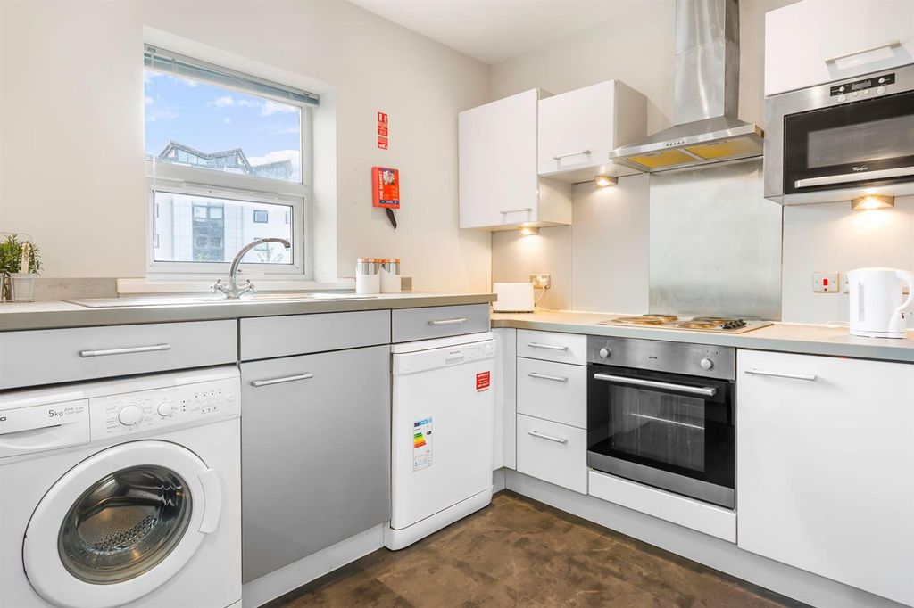 Property photo 2 of 4 7633875.Jpg