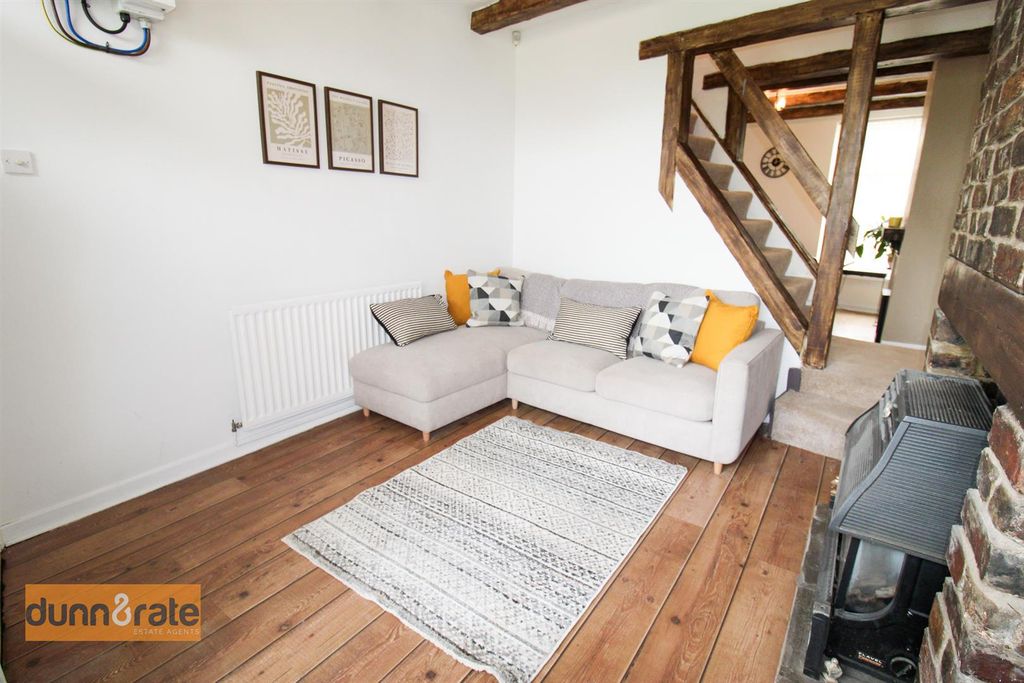 Property photo 2 of 15 Img_9815.Jpg