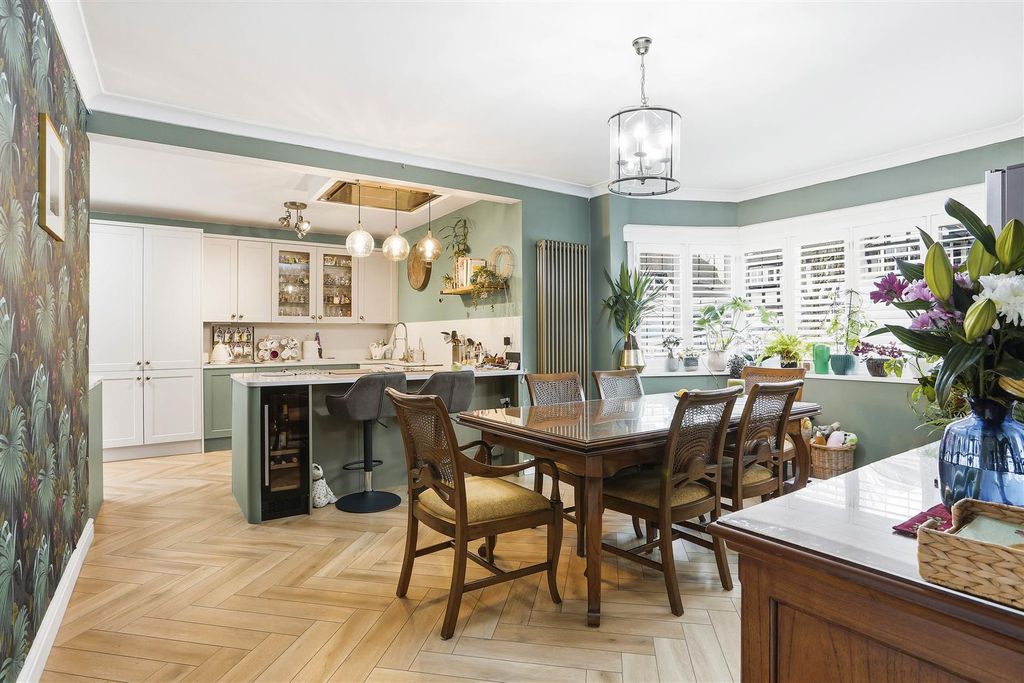 Property photo 2 of 36 1633584192 - 22.Jpg