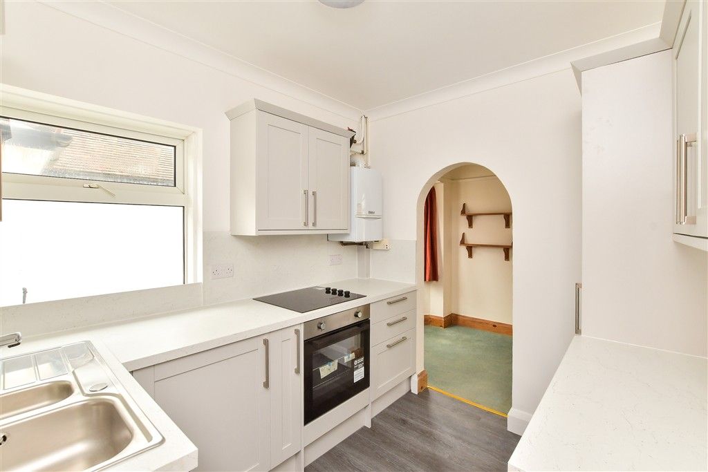 Property photo 1 of 17 Kitchen