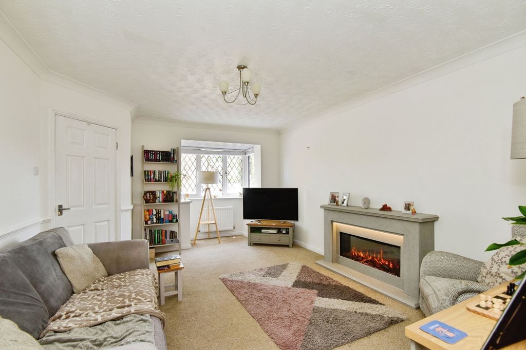 Property photo 2 of 14 Pbox-Img.Jpg