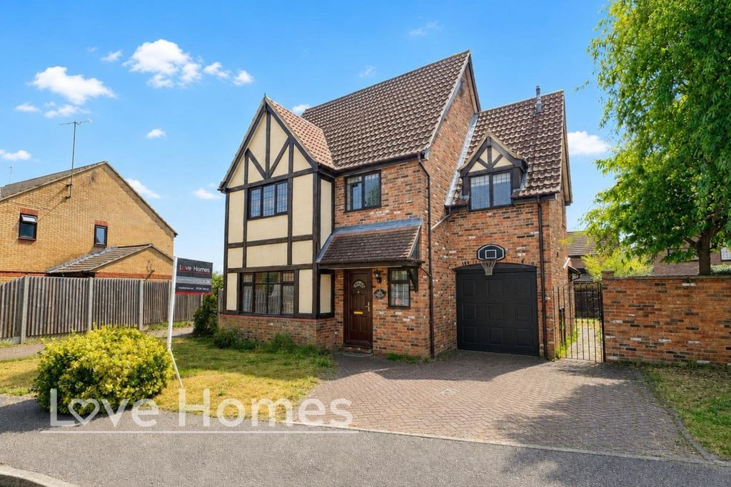 Property photo 1 of 14 4696922