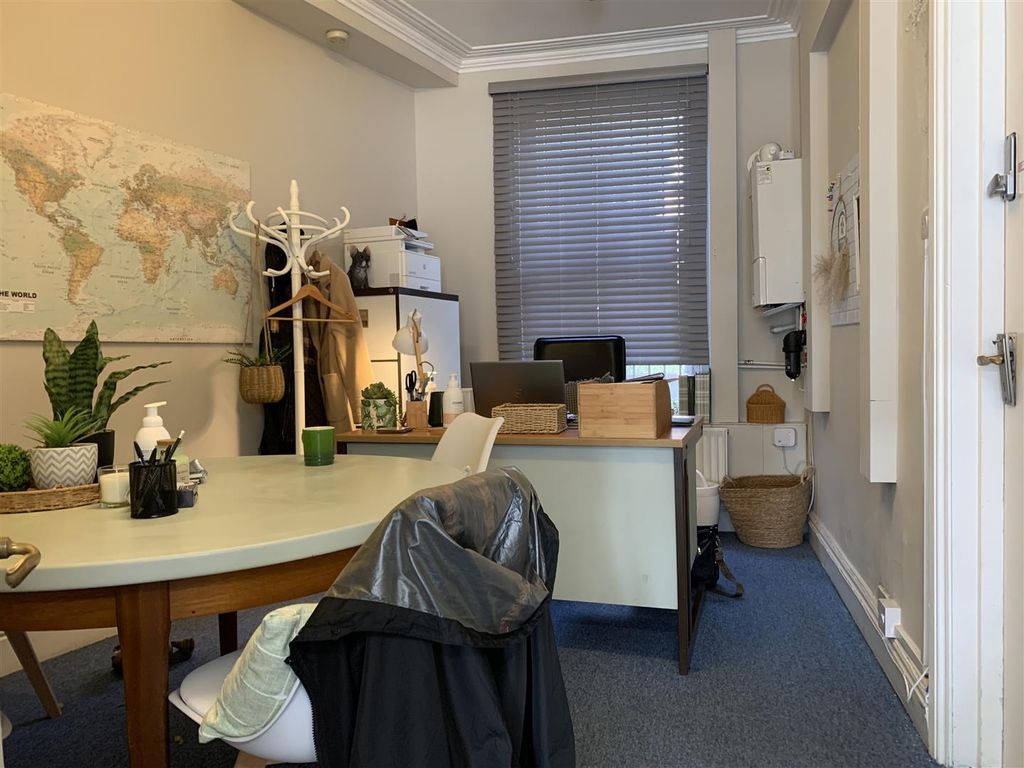 Property photo 3 of 9 Image00012.Jpeg