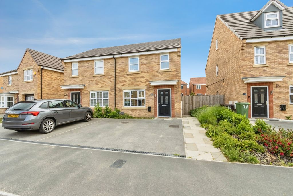 Property photo 1 of 19 Pbox-Img.Jpg