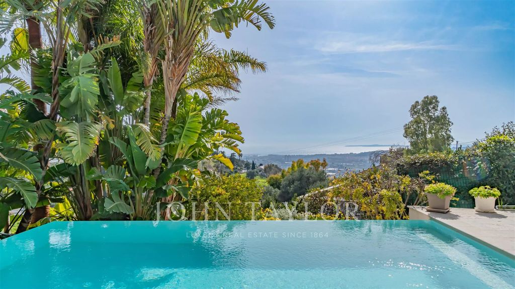 Property photo 1 of 14 Nice West – Modern Villa In A Peaceful Setting Close To The Isn