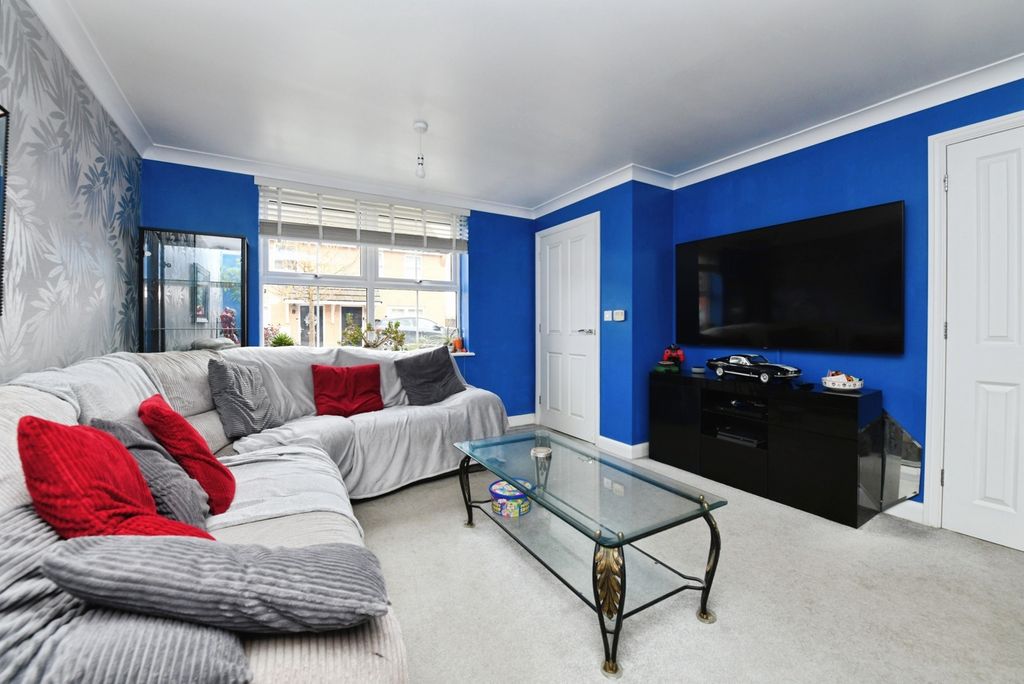 Property photo 2 of 17 Pbox-Img.Jpg