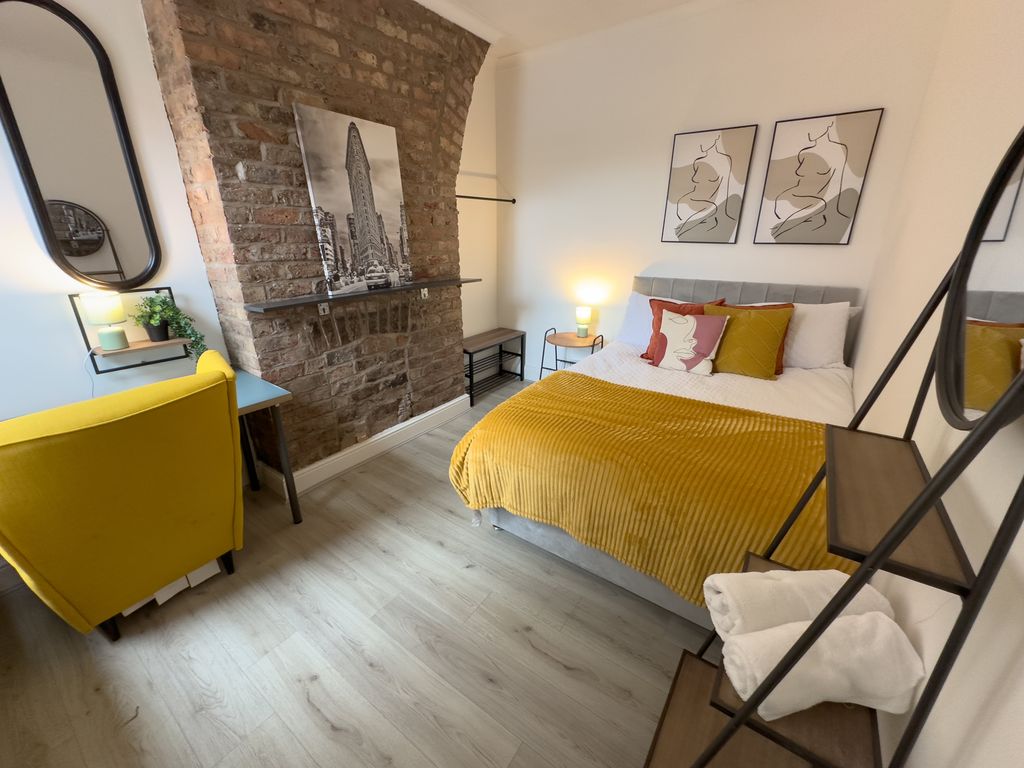 Property photo 1 of 7 1