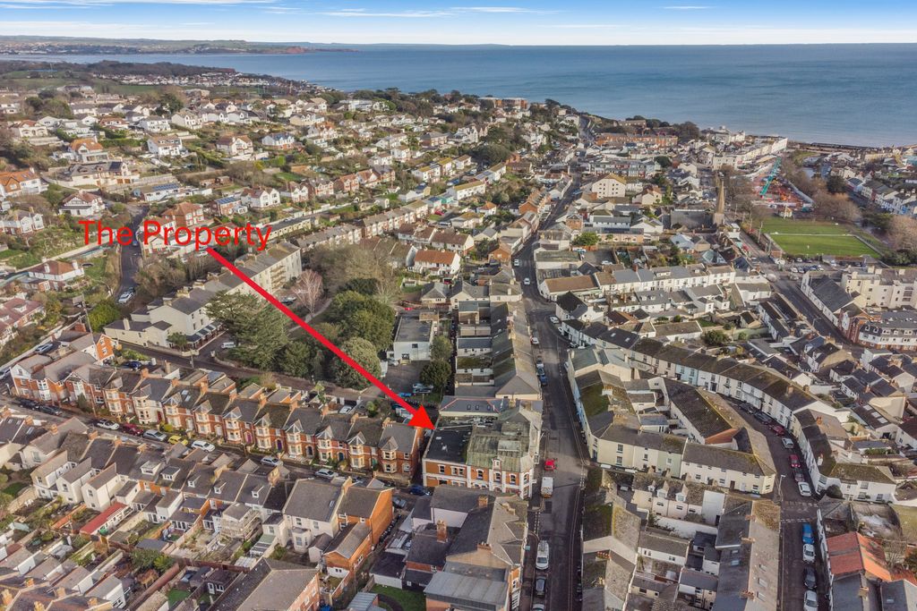 Property photo 3 of 33 Dawlish Social Club, 24-26 Park Road, Dawlish Ex7 9Lh